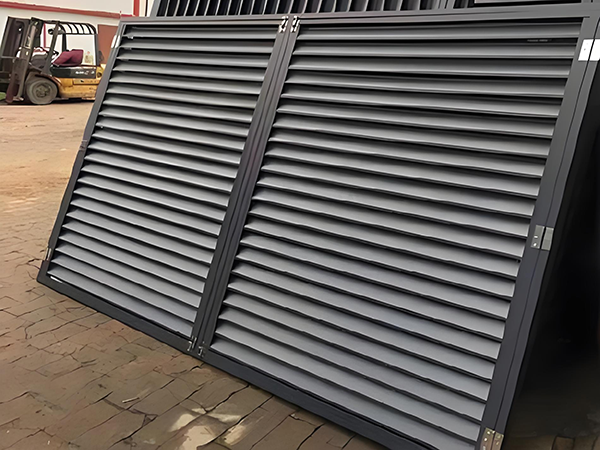 金银川路街道百叶窗