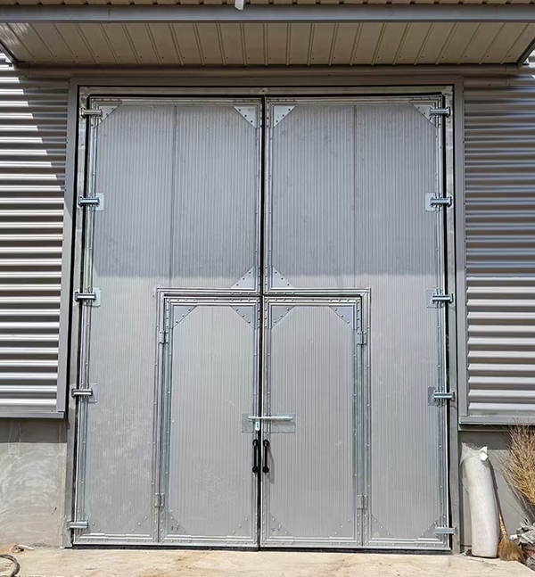 金银川路街道工业平开门