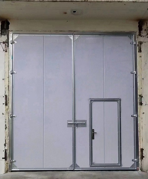 金银川路街道工业平开门