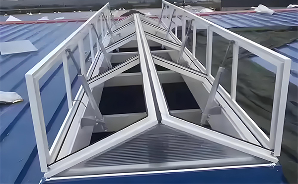 金银川路街道排烟窗