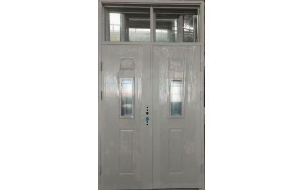 金银川路街道学校教室门