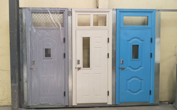 金银川路街道学校教室门