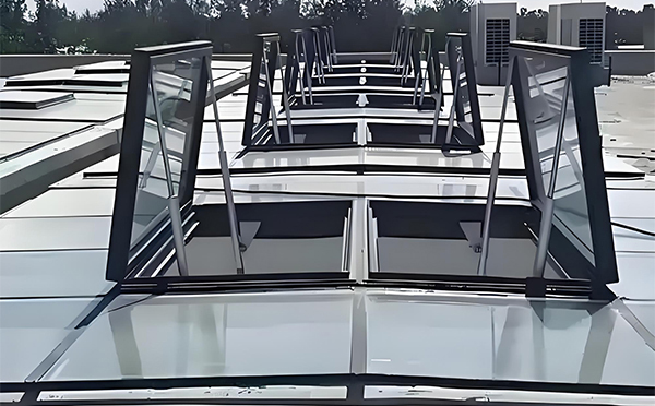 金银川路街道兰州金银川路街道排烟窗选型安装与维护实用指南 金银川路街道兰州金银川路街道排烟窗选型安装与维护实用指南