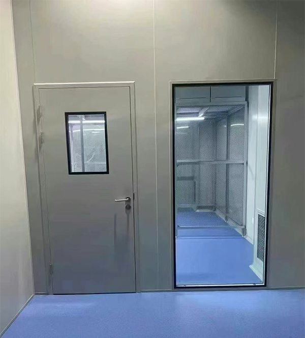 学校教学楼完成金银川路街道防火门标准化安装